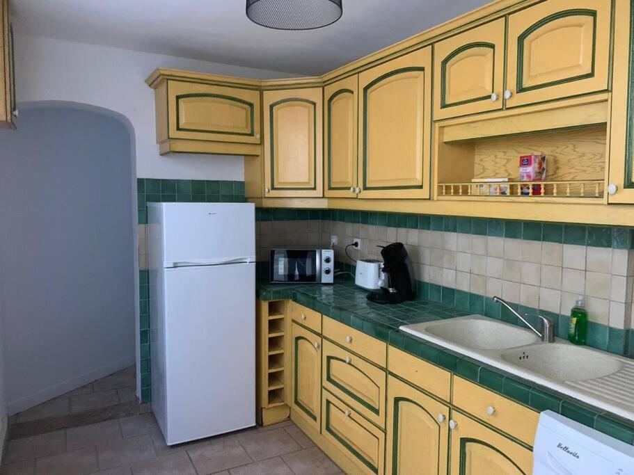 Appartement Avec Cours Ж'єн Екстер'єр фото